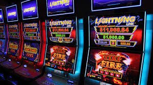 5 Slots Game Live Casino Baccarat Roulette Myanmar ဒိုင်နှင့် တိုက်ရိုက်ကစားမှု